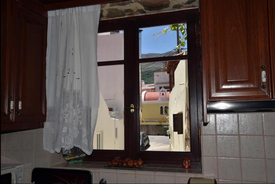 Traditional Residence With Terrace Latsida Esterno foto