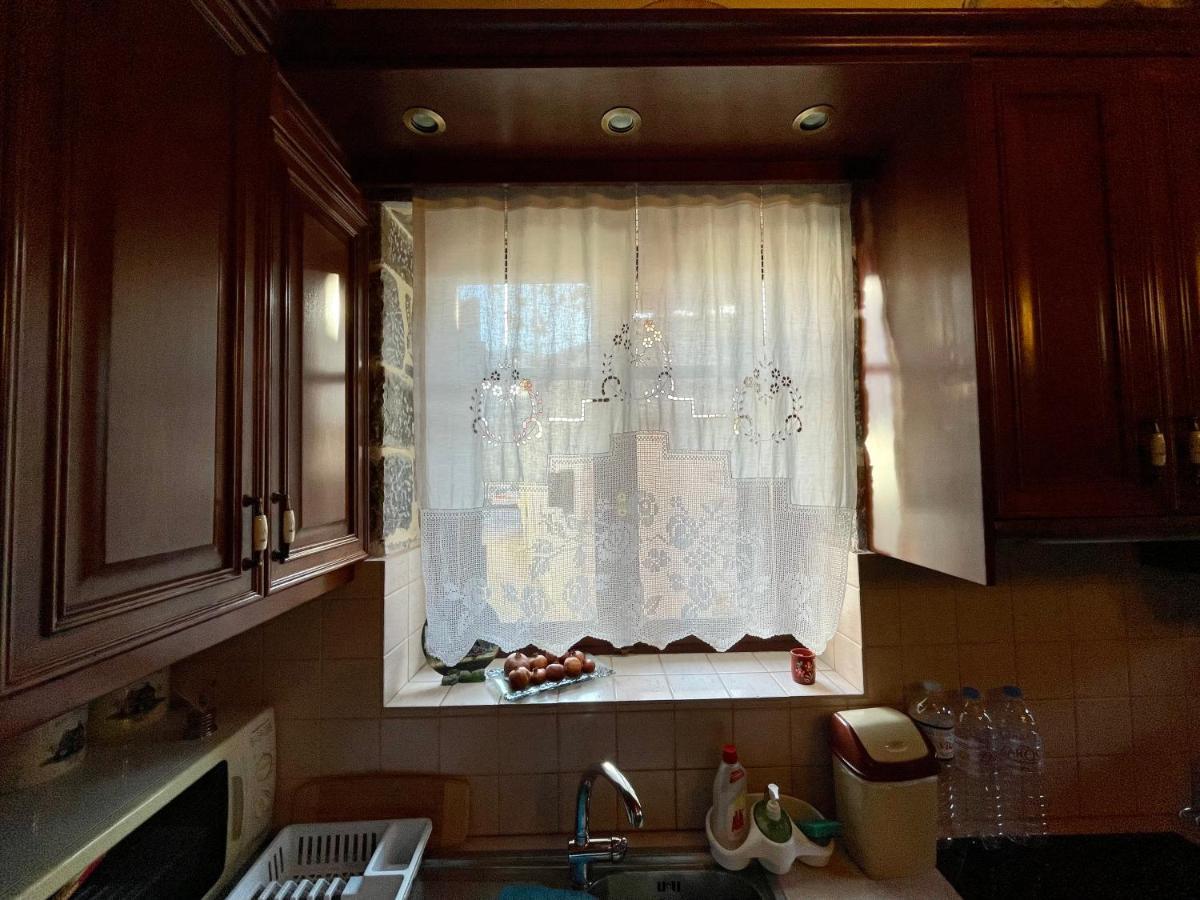 Traditional Residence With Terrace Latsida Esterno foto